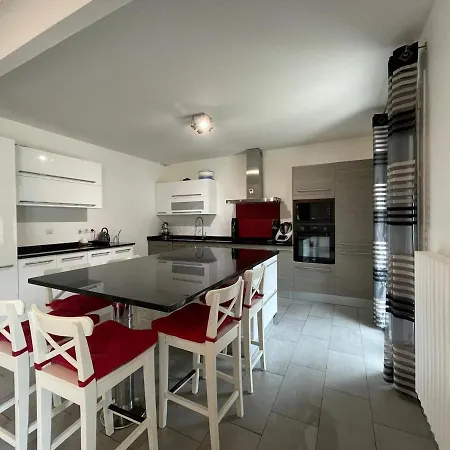 Maison De 12 Personnes Famille Et Piscine * Urrugne